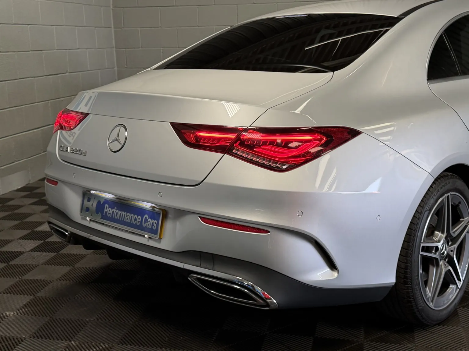 Mercedes-Benz CLA