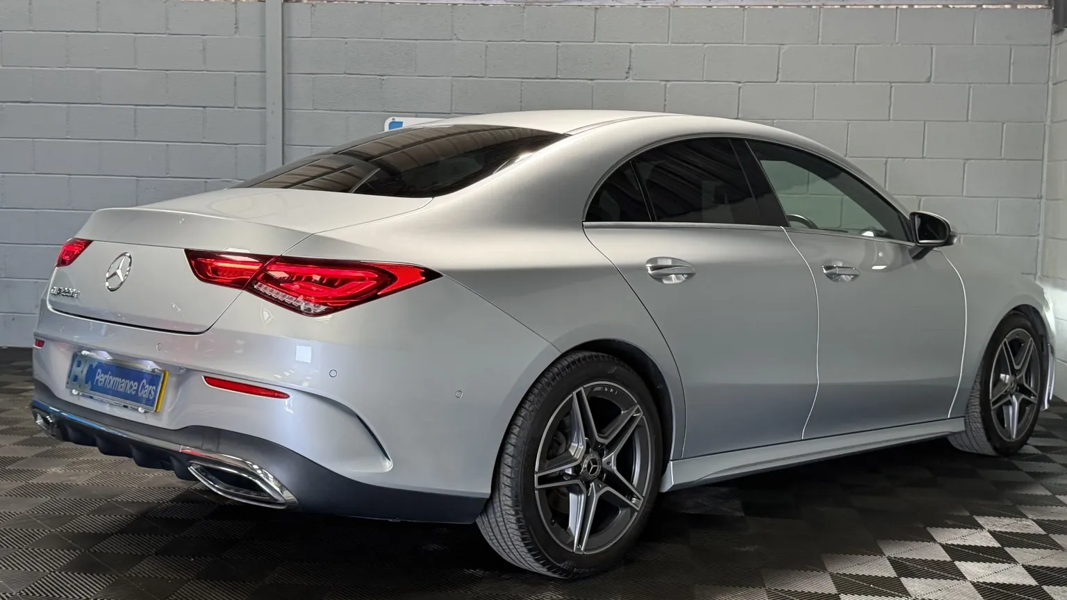Mercedes-Benz CLA