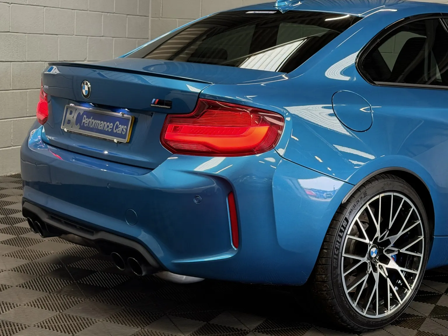 BMW M2