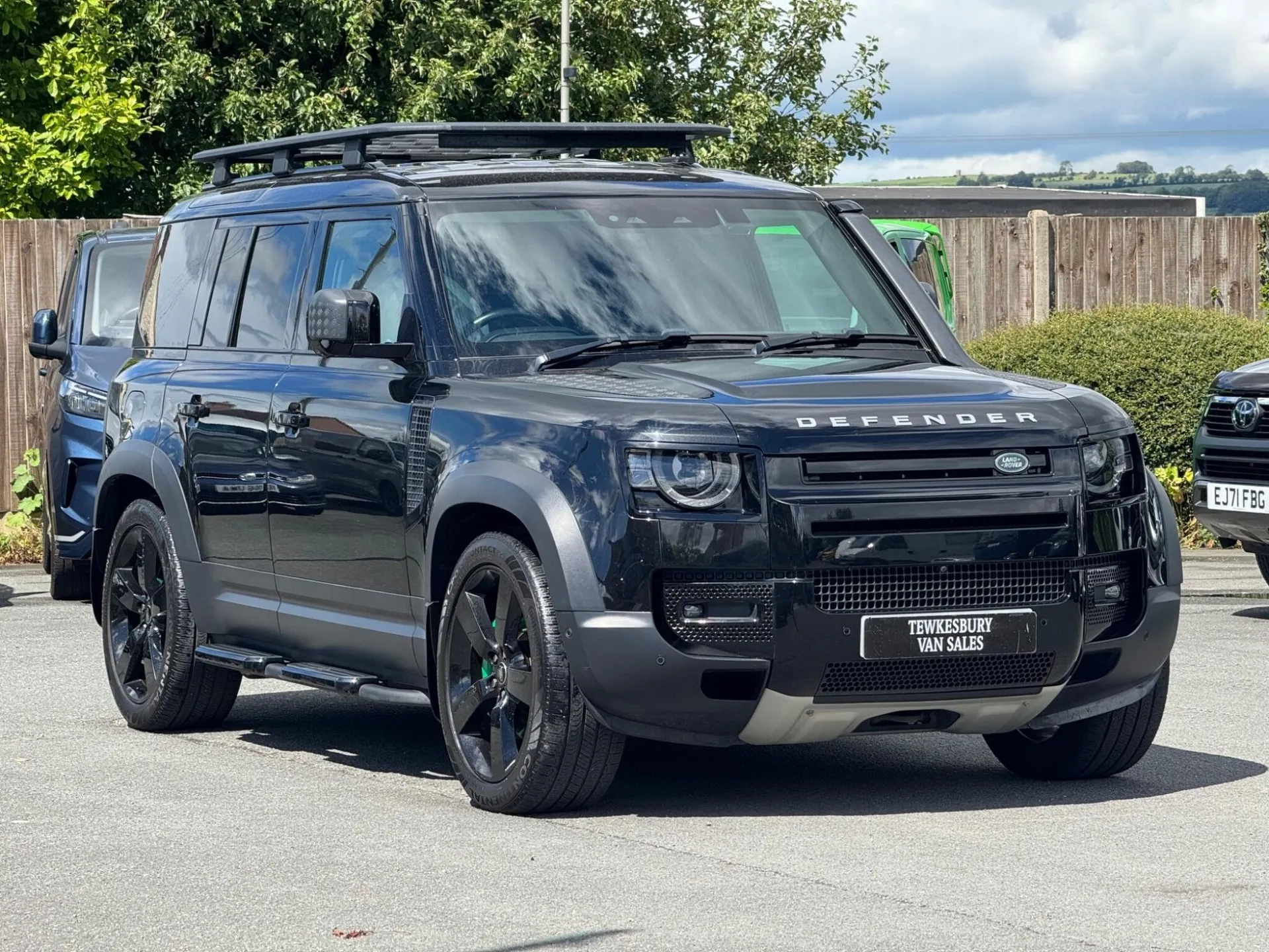 Land Rover Defender