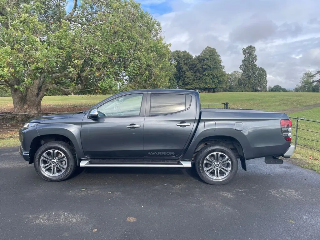 Mitsubishi L200