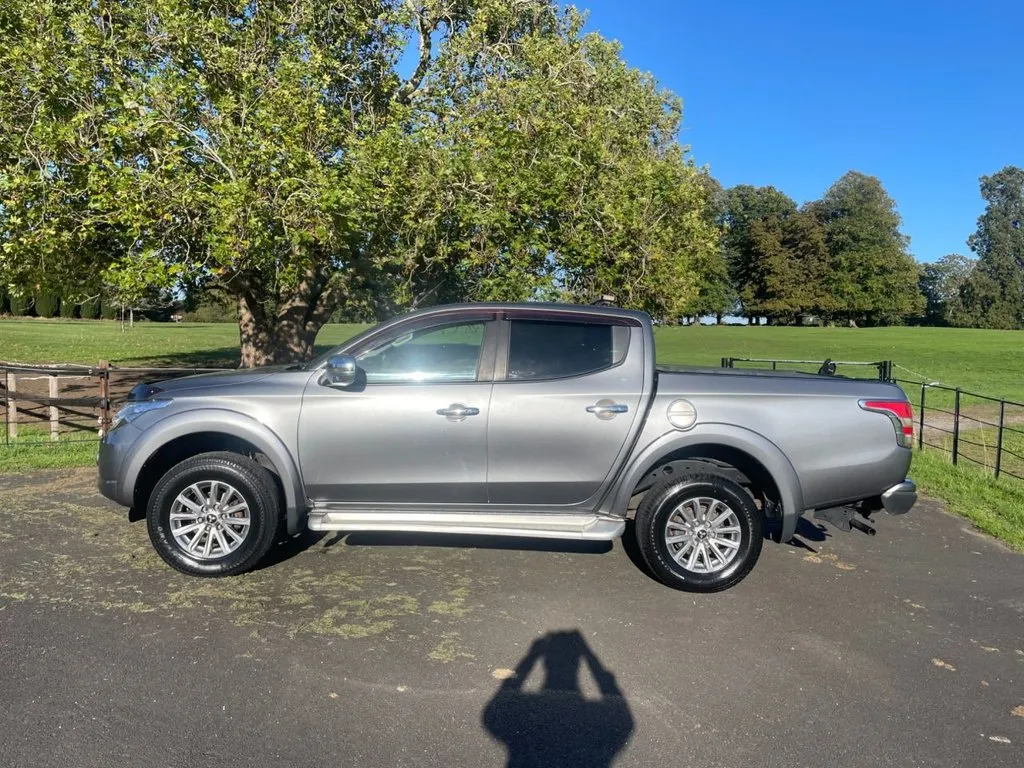 Mitsubishi L200